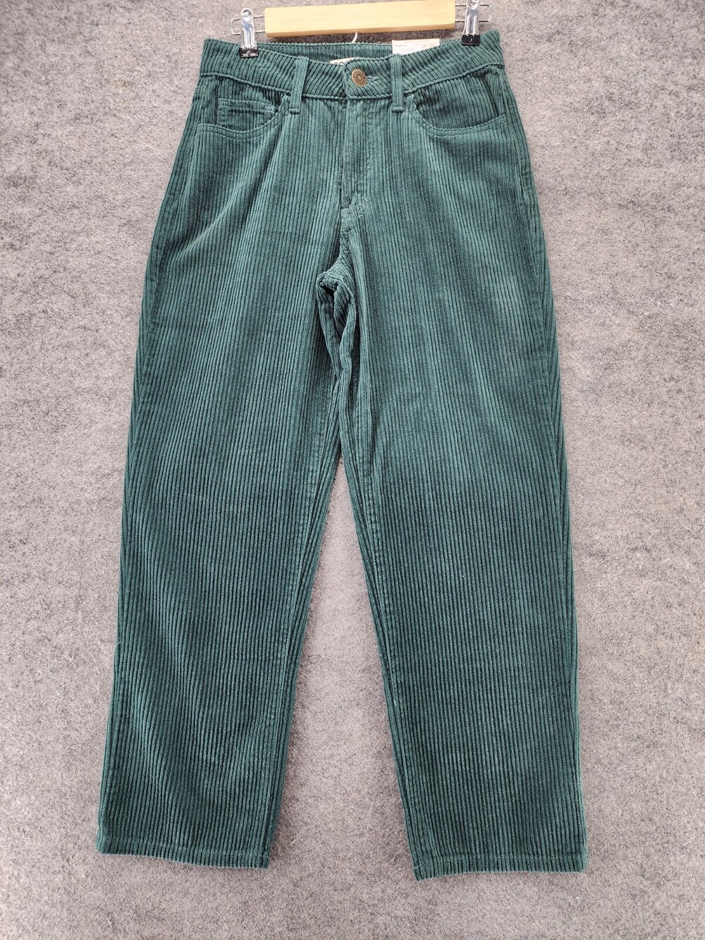 SO Kohls Pants Womens Juniors 7 Green Corduroy Straight